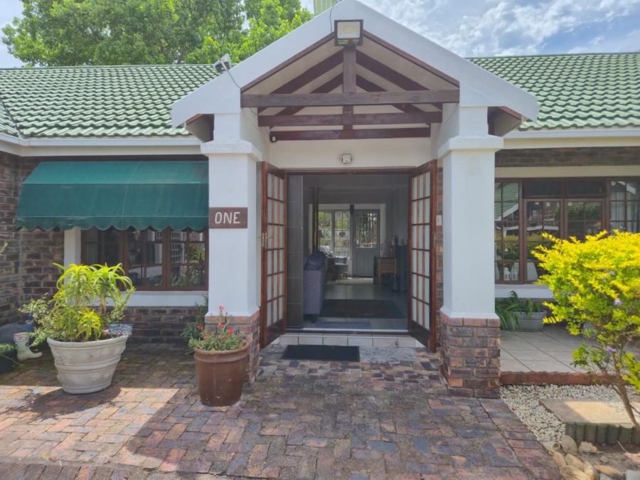 To Let 3 Bedroom Property for Rent in Old Place Western Cape